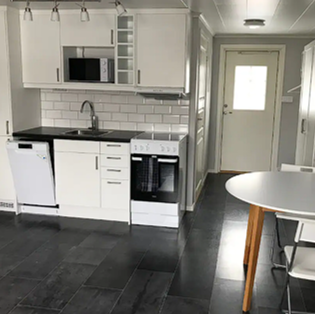 Karlskoga Västra Rävåsgatan Kök Kökspentry