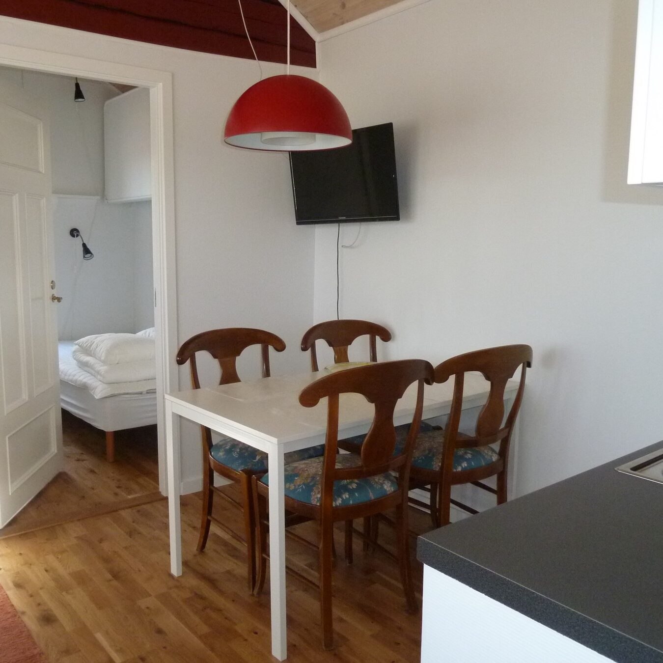 Fagersta Björkmanska torpet Matplats sovrum kök kökspentry